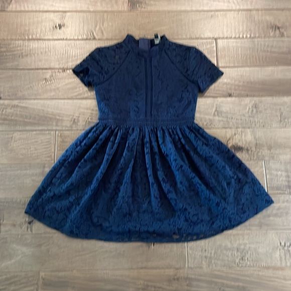 BARDOT JUNIOR ! Girls Mila Mini Lace Dress In Navy (8) - Picture 1 of 8